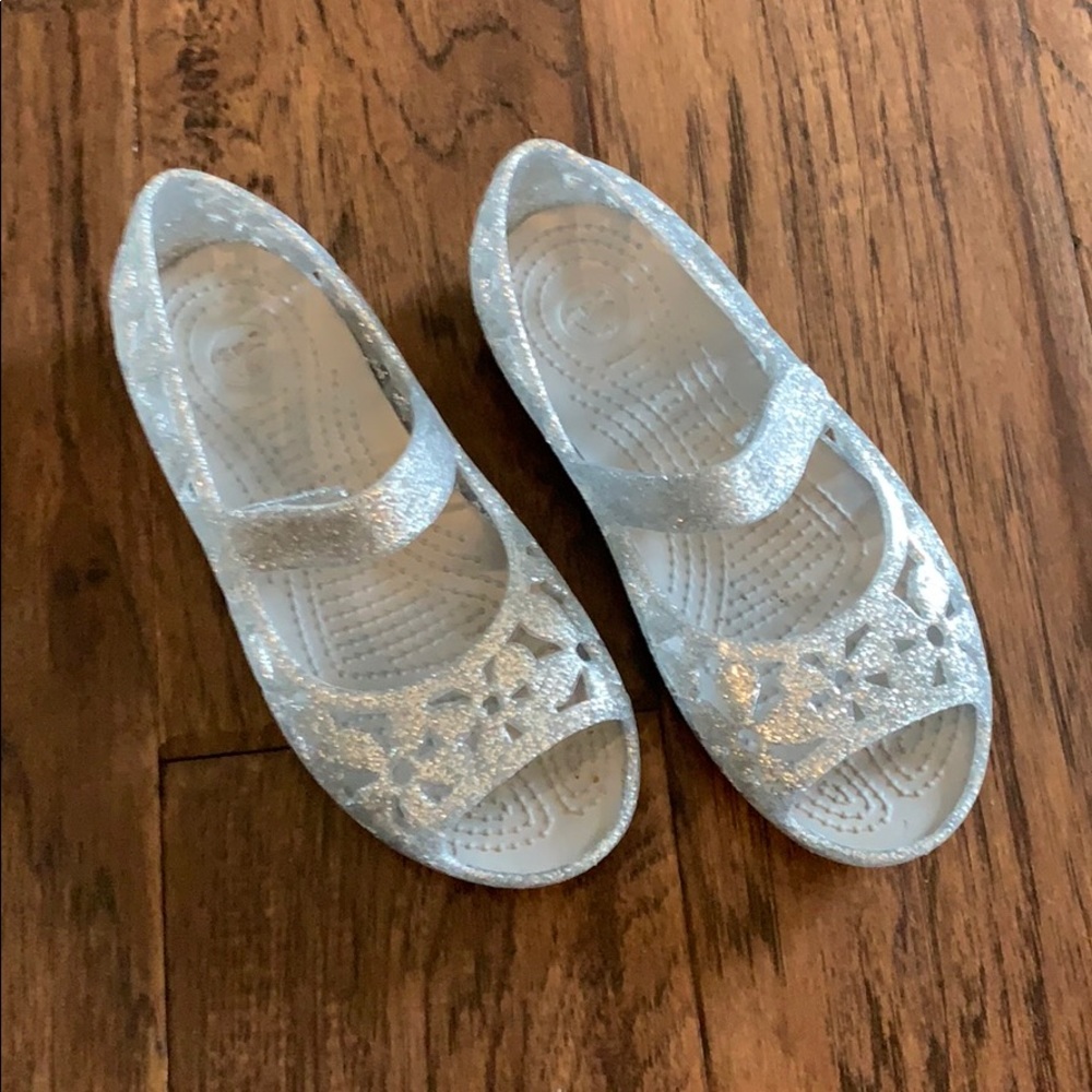 Adorable Crocs!